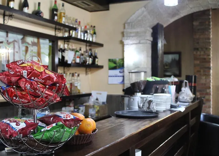 15 ホテル ティラナ