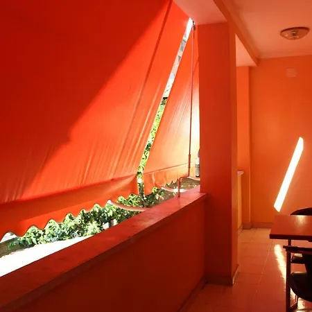 15 Hotel